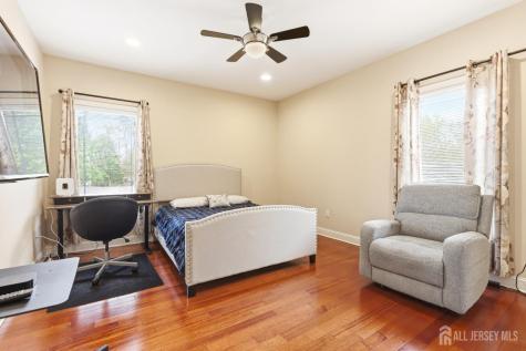 14 Hillsdale Road Edison NJ 08820