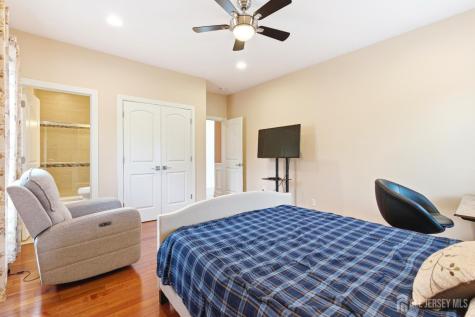 14 Hillsdale Road Edison NJ 08820