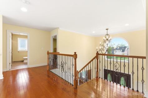 14 Hillsdale Road Edison NJ 08820