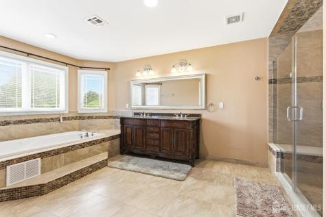14 Hillsdale Road Edison NJ 08820