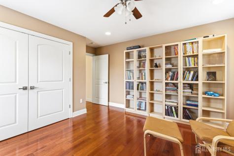 14 Hillsdale Road Edison NJ 08820