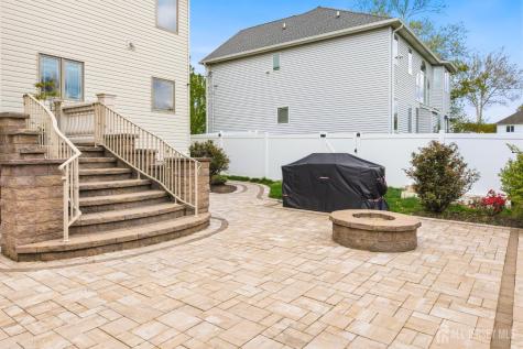 14 Hillsdale Road Edison NJ 08820