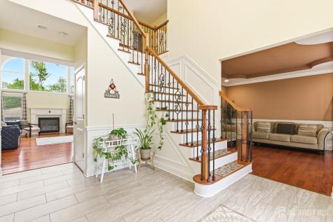 14 Hillsdale Road Edison NJ 08820