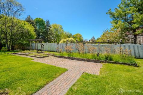31 Kinglet Drive Plainsboro NJ 08536