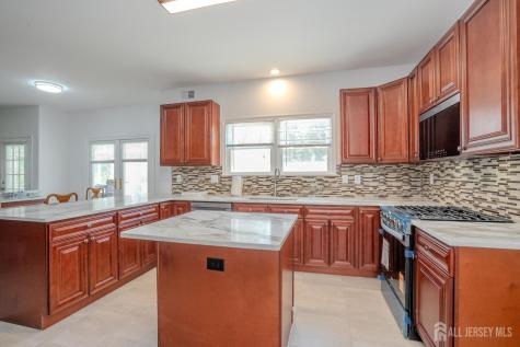 31 Kinglet Drive Plainsboro NJ 08536