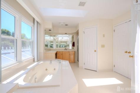 31 Kinglet Drive Plainsboro NJ 08536