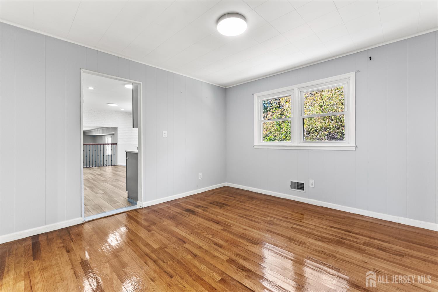 14 Mayling Court Edison NJ 08837
