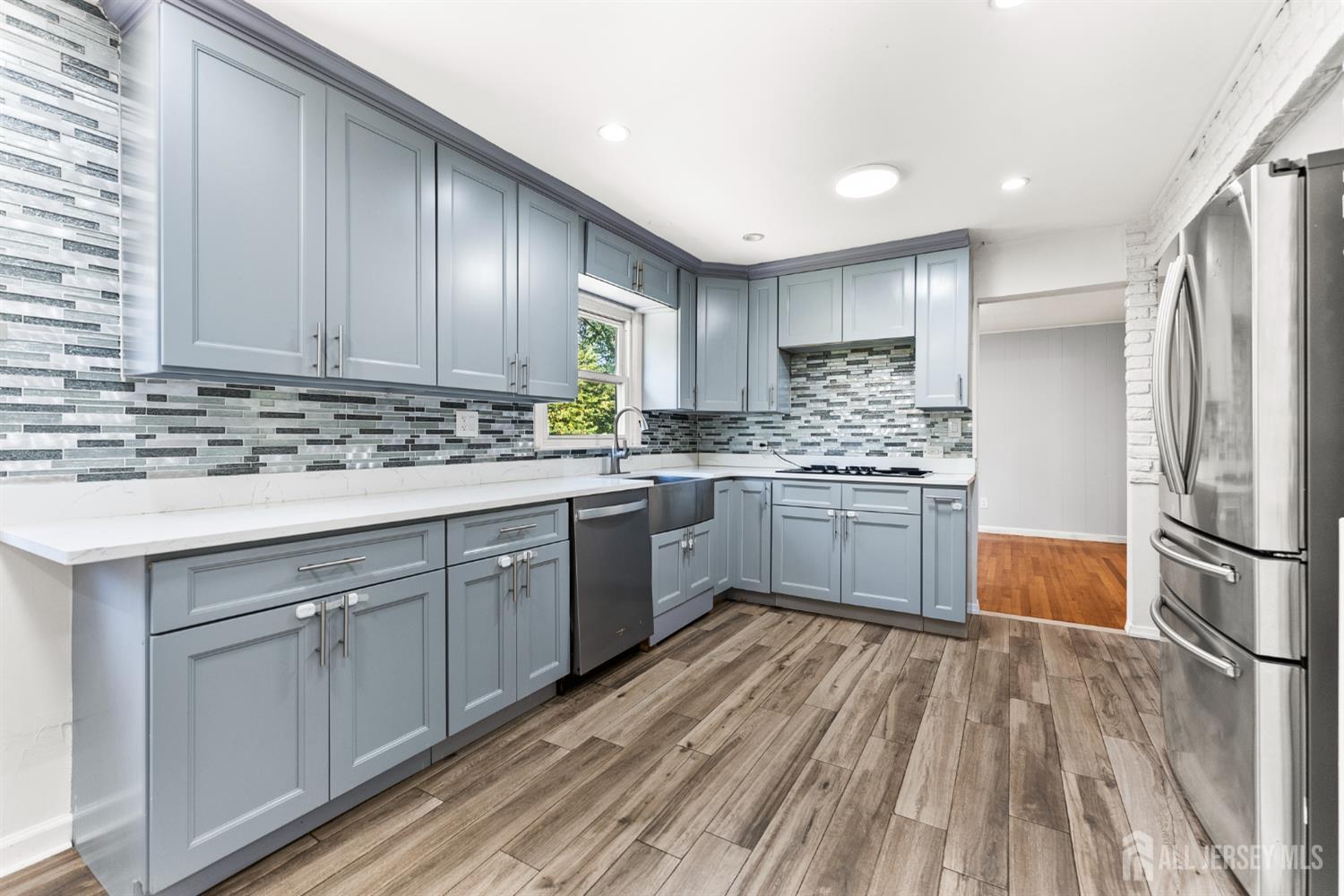 14 Mayling Court Edison NJ 08837