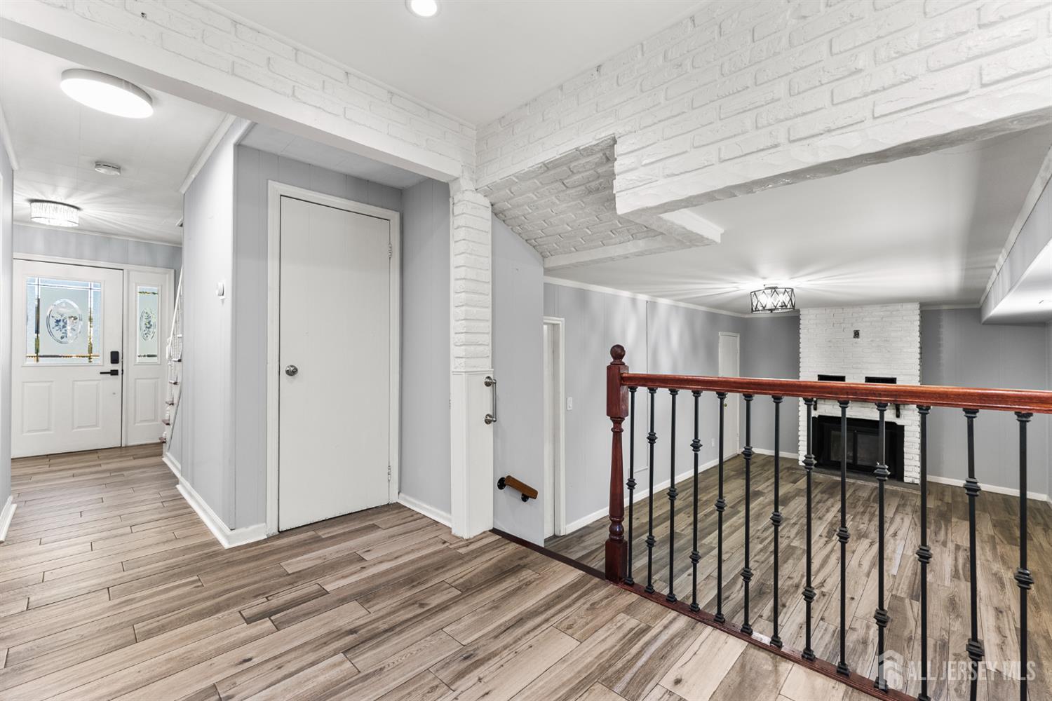 14 Mayling Court Edison NJ 08837