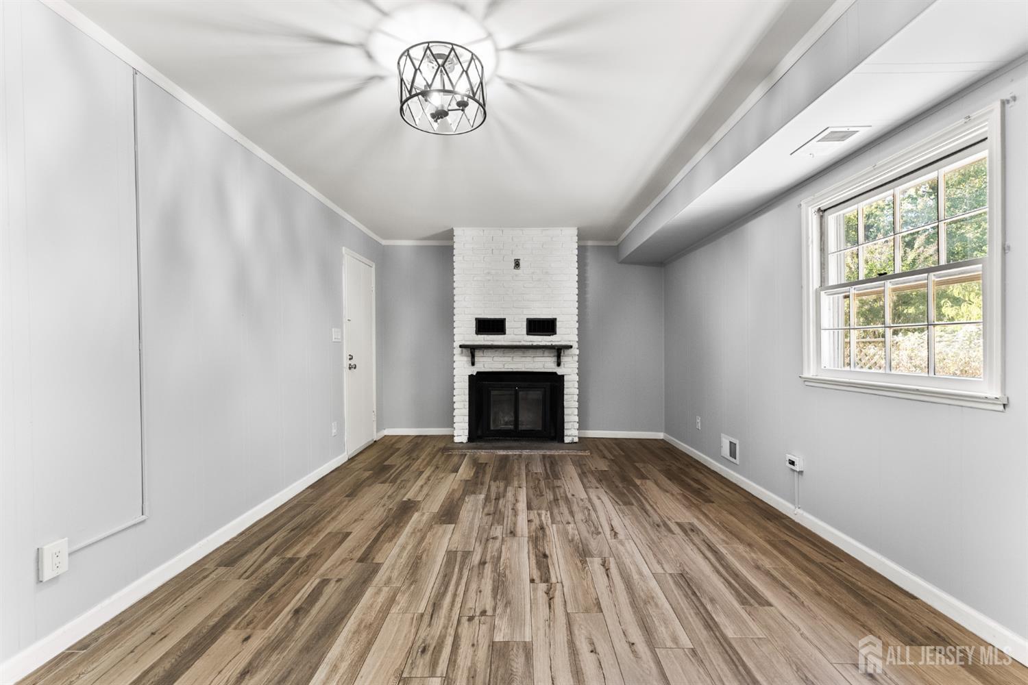 14 Mayling Court Edison NJ 08837