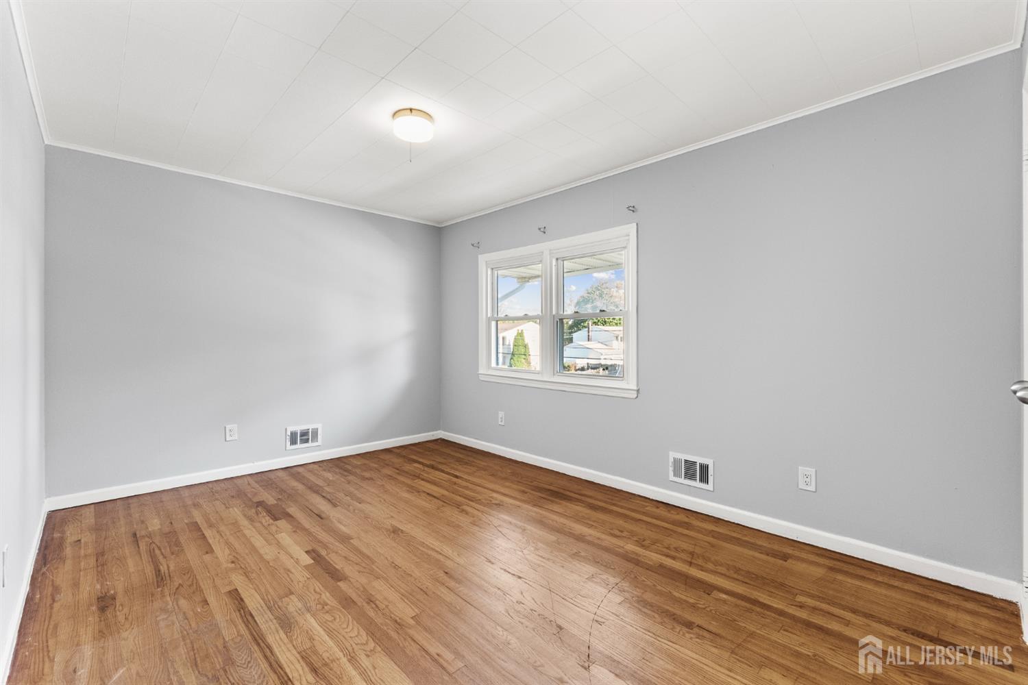 14 Mayling Court Edison NJ 08837