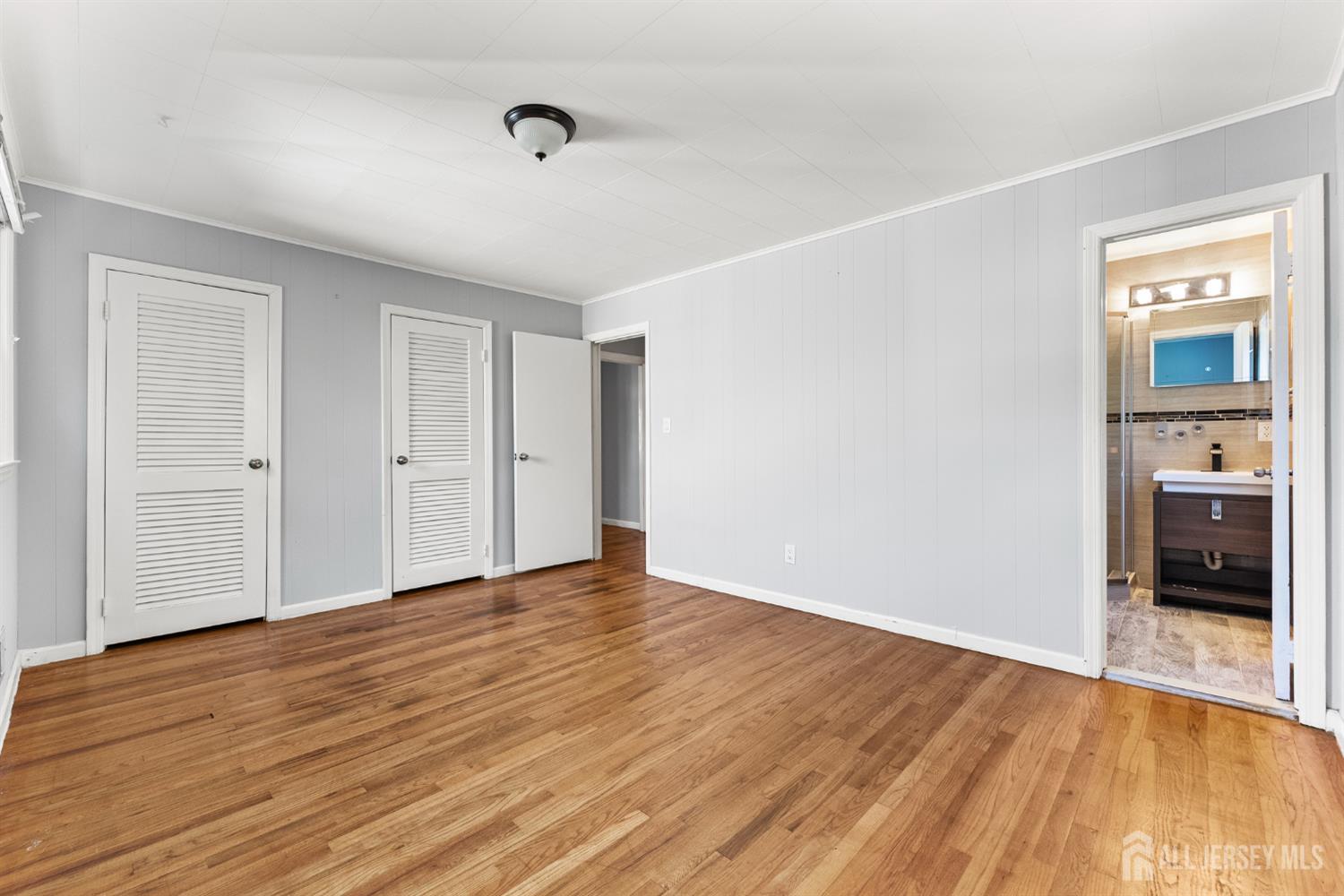 14 Mayling Court Edison NJ 08837