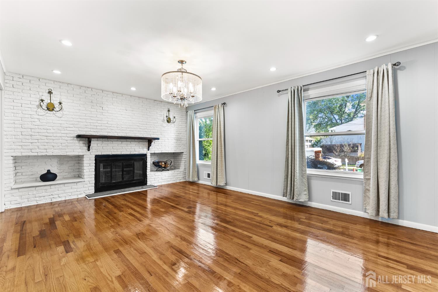 14 Mayling Court Edison NJ 08837