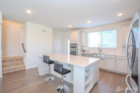 74 Bond Street North Brunswick NJ 08902