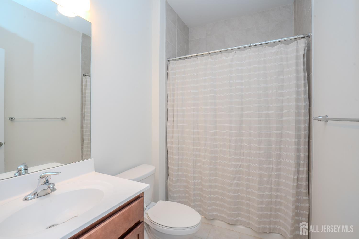 74 Bond Street North Brunswick NJ 08902