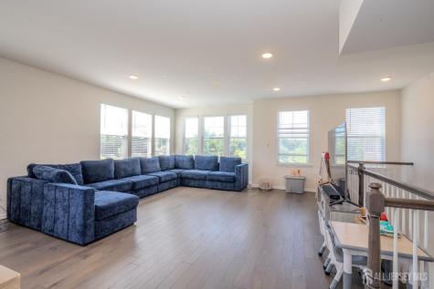 74 Bond Street North Brunswick NJ 08902