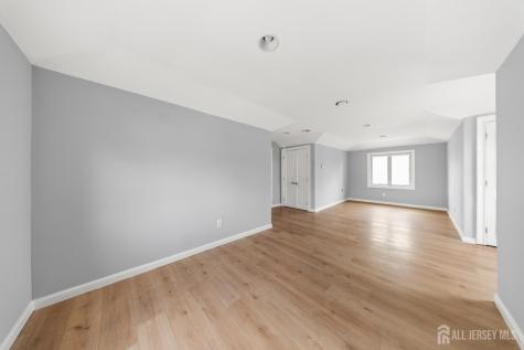69-71 Summit Road Elizabeth NJ 07208
