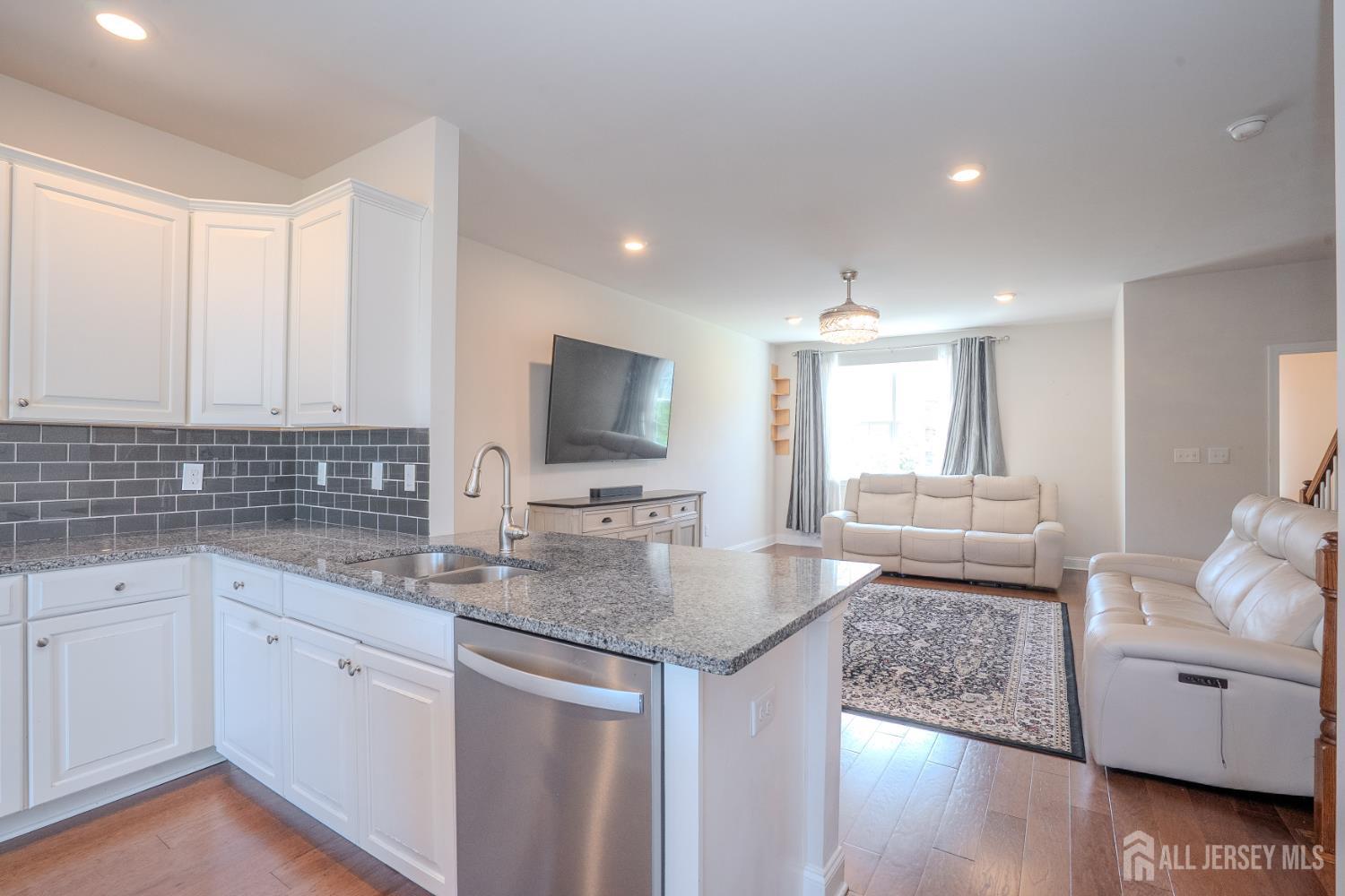 1002 Hights Farm Road Monroe NJ 08831