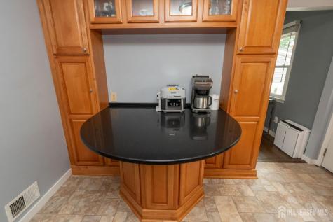 61 Clifton Street Edison NJ 08817