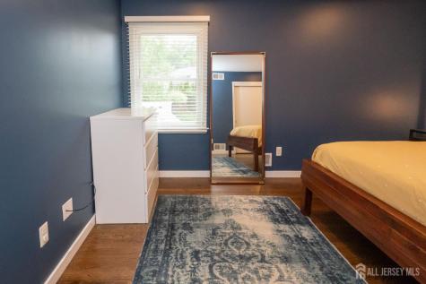 61 Clifton Street Edison NJ 08817