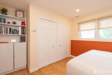 61 Clifton Street Edison NJ 08817