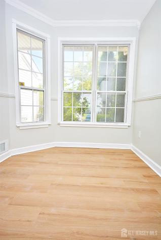 24 Straton Court Sayreville NJ 08859