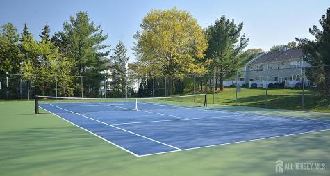 24 Straton Court Sayreville NJ 08859