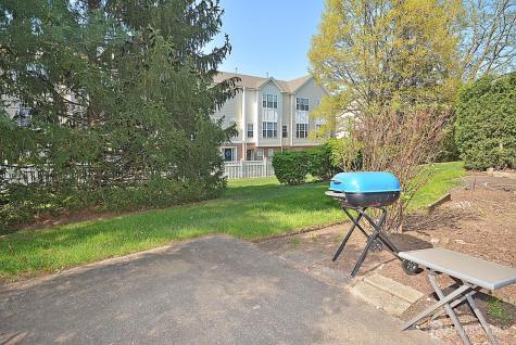 24 Straton Court Sayreville NJ 08859