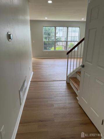 24 Straton Court Sayreville NJ 08859