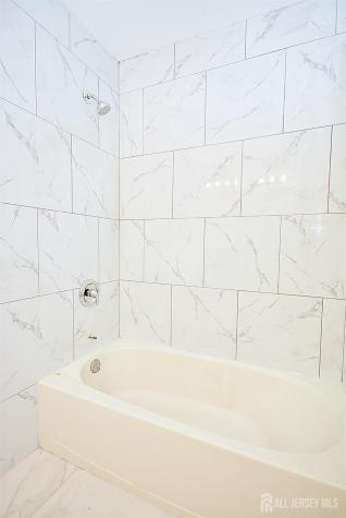 24 Straton Court Sayreville NJ 08859