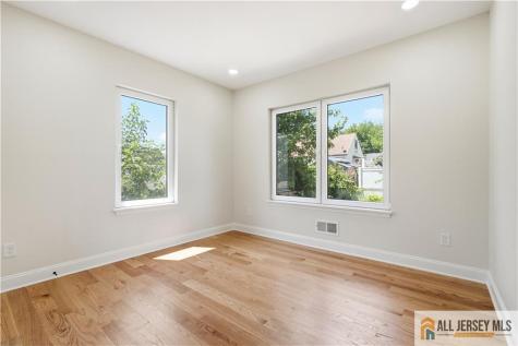 66 Avon Terrace Iselin NJ 08830