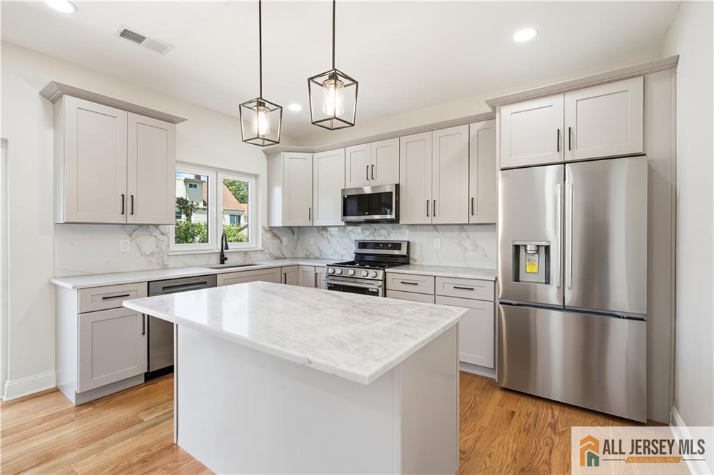 66 Avon Terrace Iselin NJ 08830