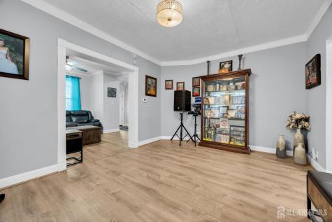 135 Brighton Avenue Perth Amboy NJ 08861