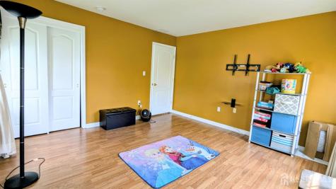 22 Honey Locust Drive Monroe NJ 08831