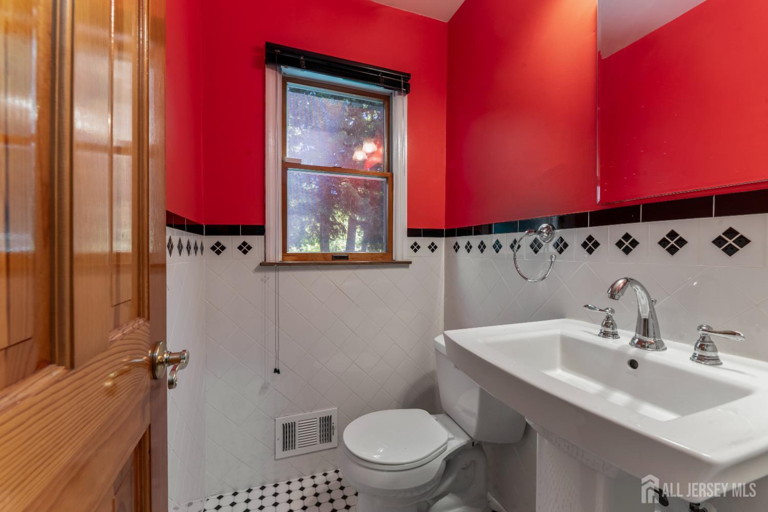 2 Brookside Court East Brunswick NJ 08816
