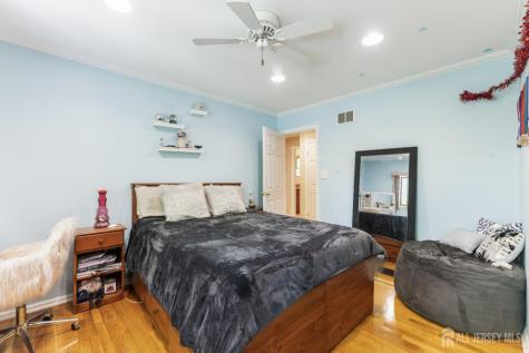 2 Brookside Court East Brunswick NJ 08816