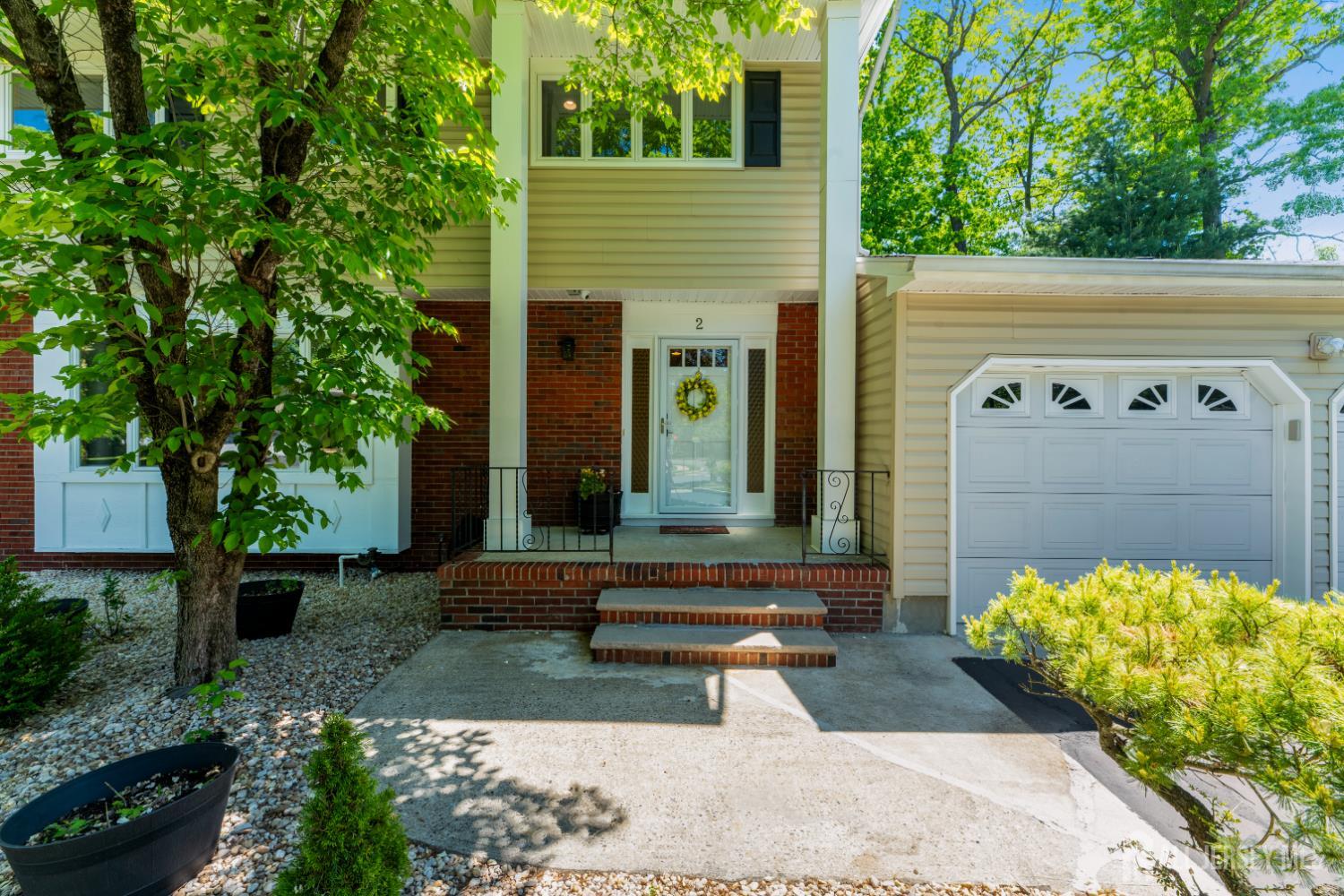 2 Brookside Court East Brunswick NJ 08816