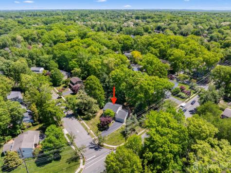 2 Brookside Court East Brunswick NJ 08816