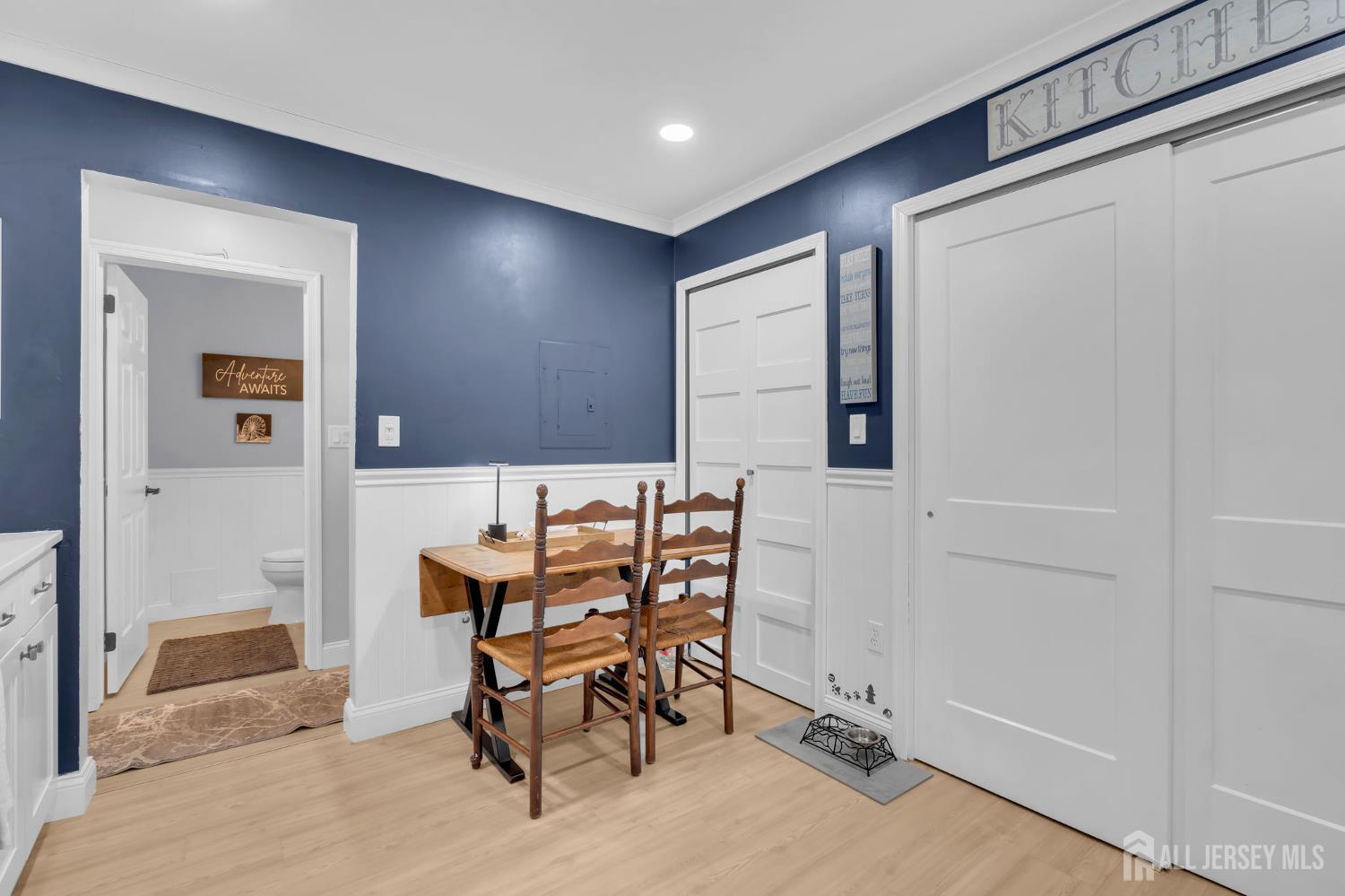 17 Richmond Court Tinton Falls NJ 07712