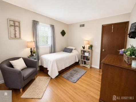 637 Bray Avenue Middletown NJ 07758