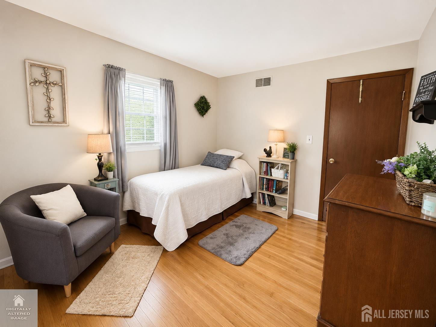 637 Bray Avenue Middletown NJ 07758