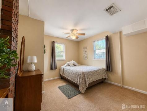 637 Bray Avenue Middletown NJ 07758