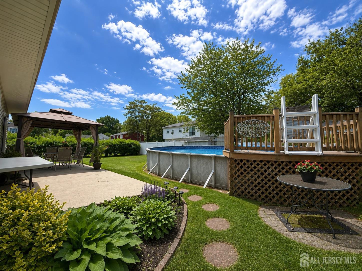 637 Bray Avenue Middletown NJ 07758