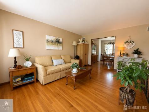 637 Bray Avenue Middletown NJ 07758