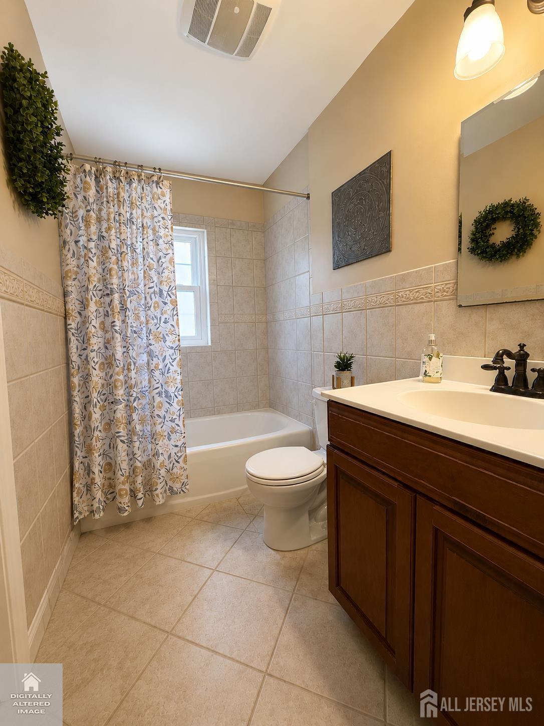 637 Bray Avenue Middletown NJ 07758