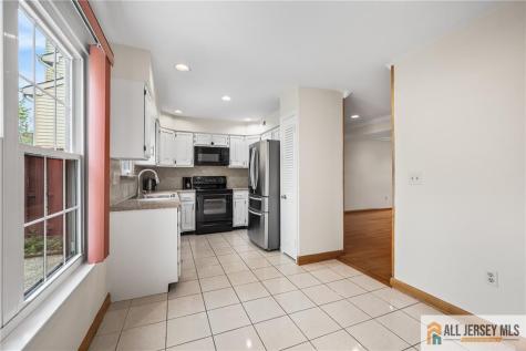 4 Hopkinson Court East Brunswick NJ 08816