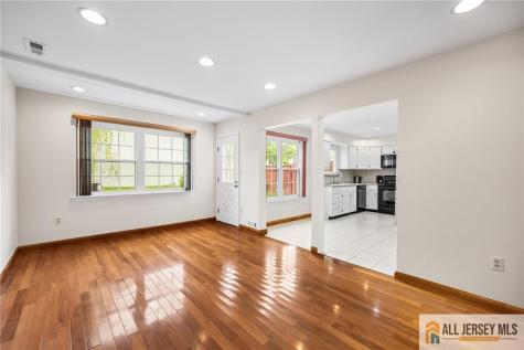 4 Hopkinson Court East Brunswick NJ 08816