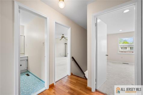 4 Hopkinson Court East Brunswick NJ 08816