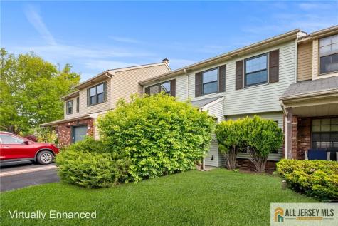 4 Hopkinson Court East Brunswick NJ 08816