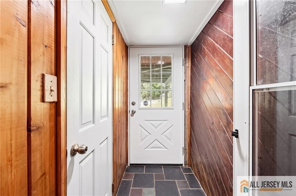 0-1556-155 River Road Hopewell Twp NJ 08560